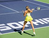 Woman Playing Tennis / 100396